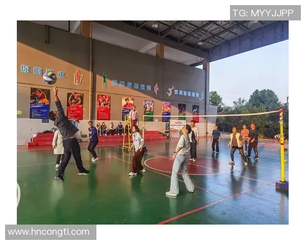 深圳排球队的灵活性揭秘:排球技艺与团队协作的完美结合 深圳排球队的灵活性揭秘:排球技艺与团队协作的完美结合