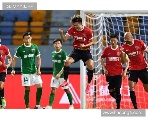 成都足球队与西安足球队赛后分析力量对比与战术总结